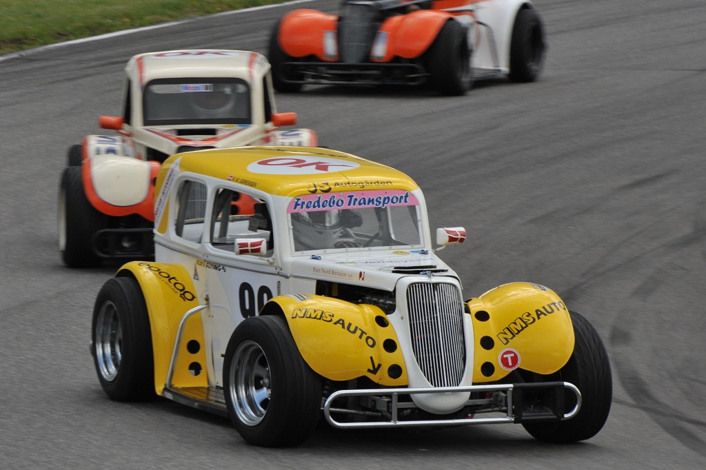 Nicholai Sørensen må anses for at være blandt favoritterne, når der køres løb i OK Legend Car Cuppen på Ring Djursland.